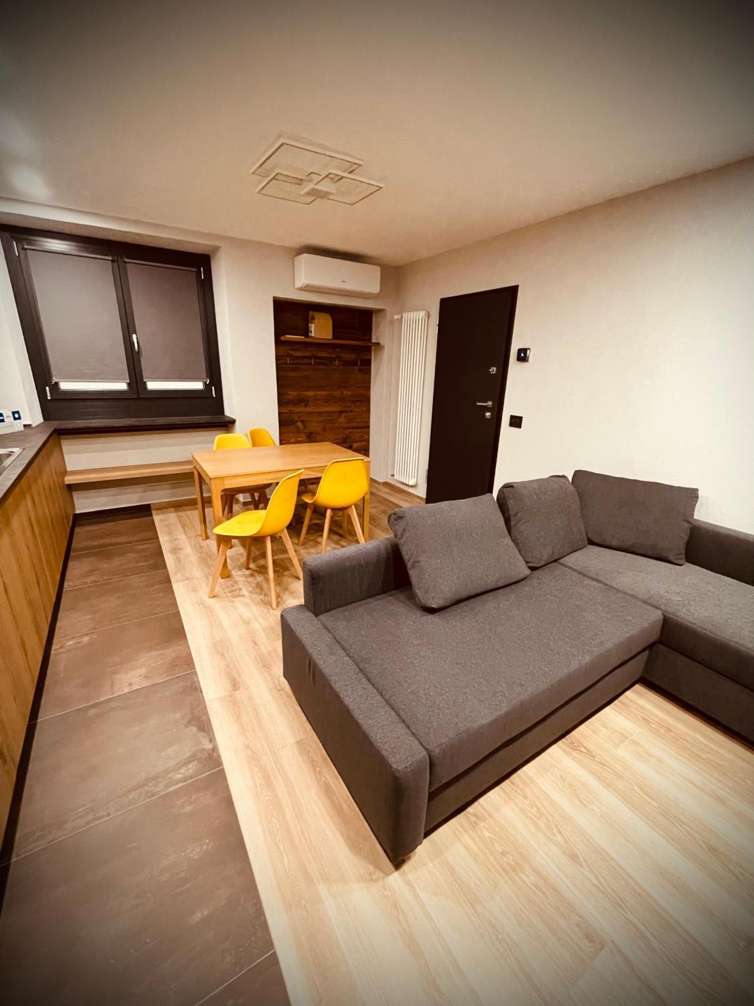 Apartament Alpine Hut Pont-Saint-Martin Zewnętrze zdjęcie