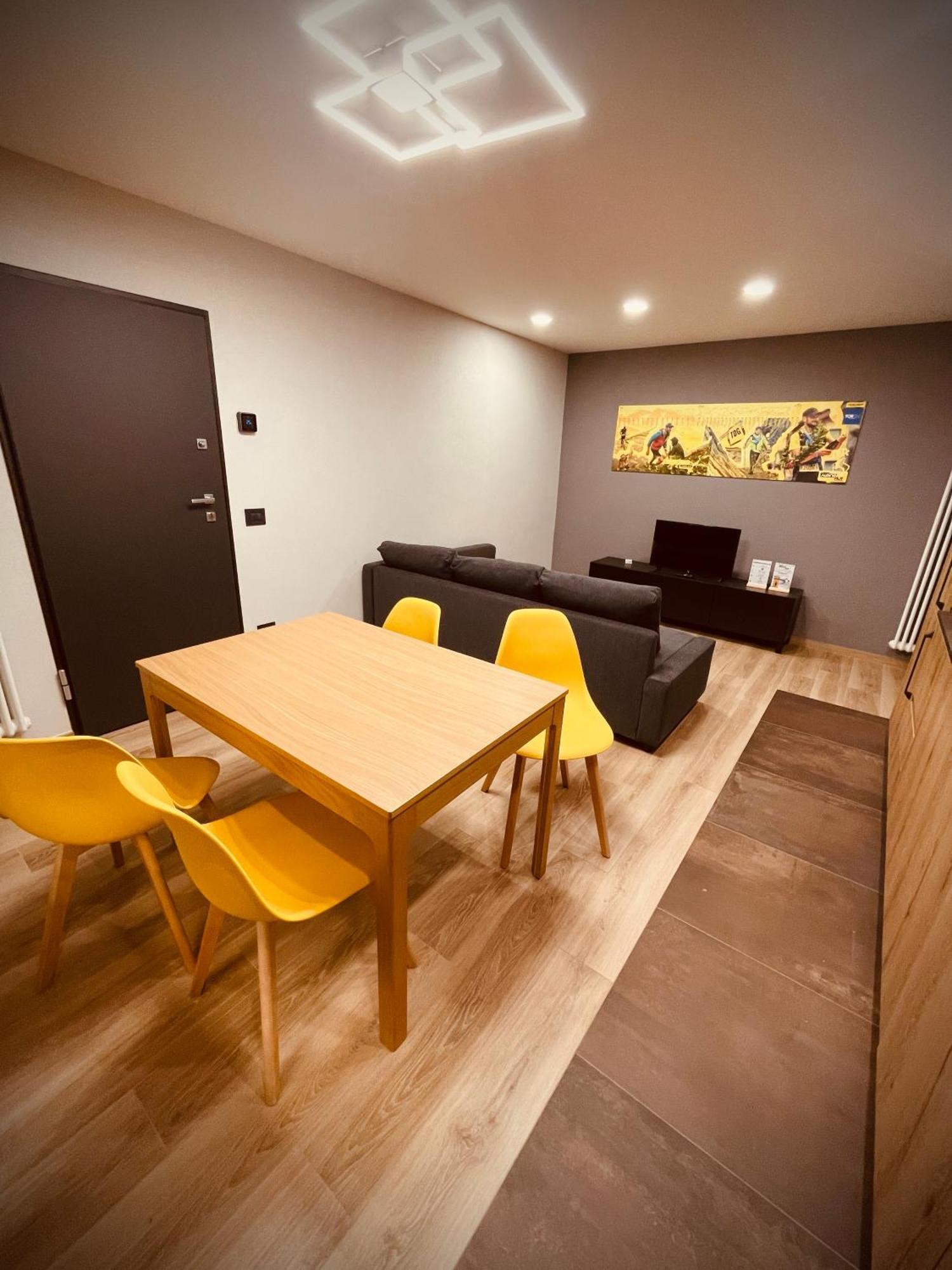 Apartament Alpine Hut Pont-Saint-Martin Zewnętrze zdjęcie
