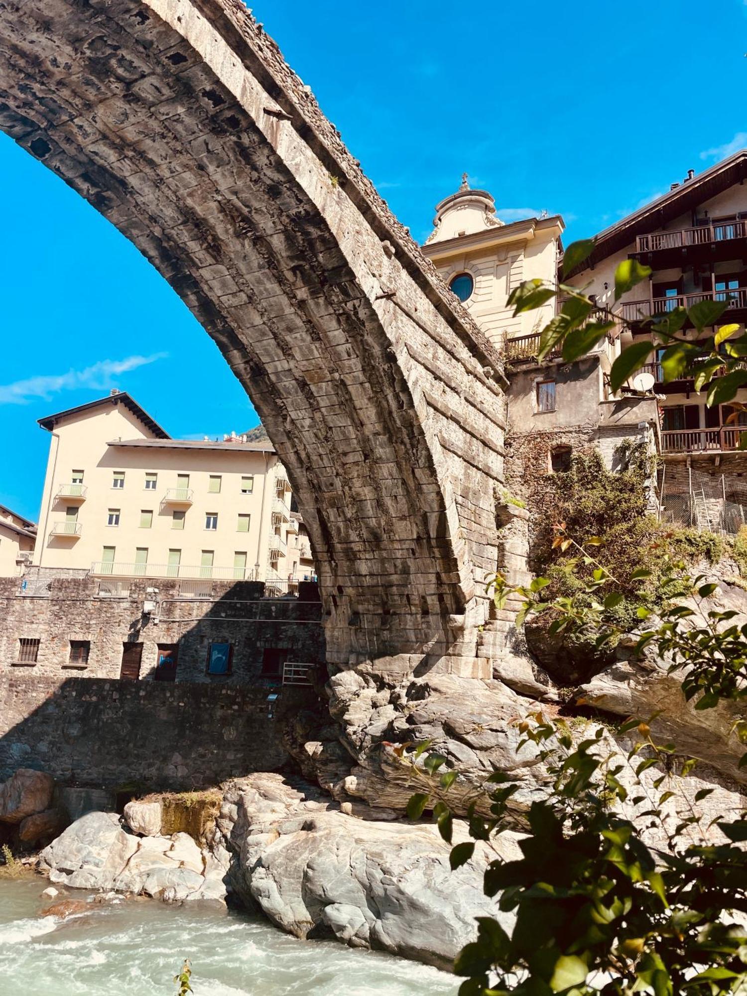 Apartament Alpine Hut Pont-Saint-Martin Zewnętrze zdjęcie